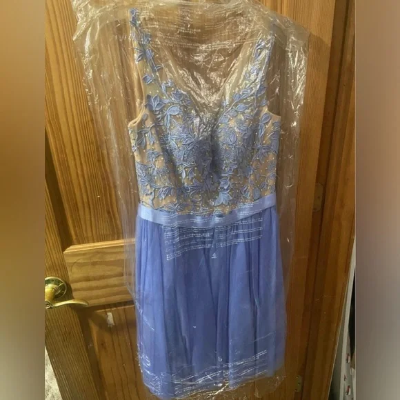 Sherri Hill Short purple flower dress size 8 - Picture 6 of 8